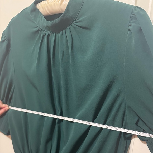 Elegant Mock Neck Dress Size M - Picture 8 of 11
